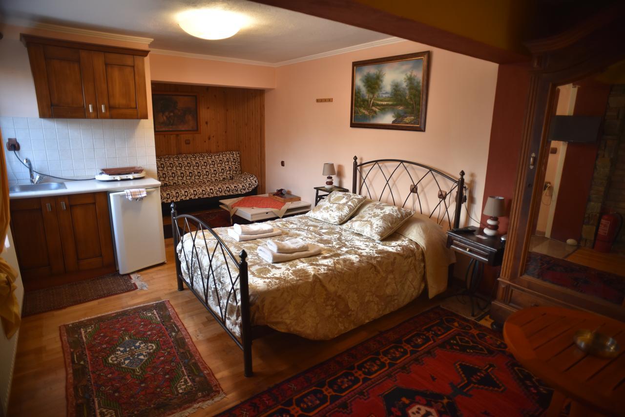 Santa Marina Guesthouse Loutraki  Luaran gambar