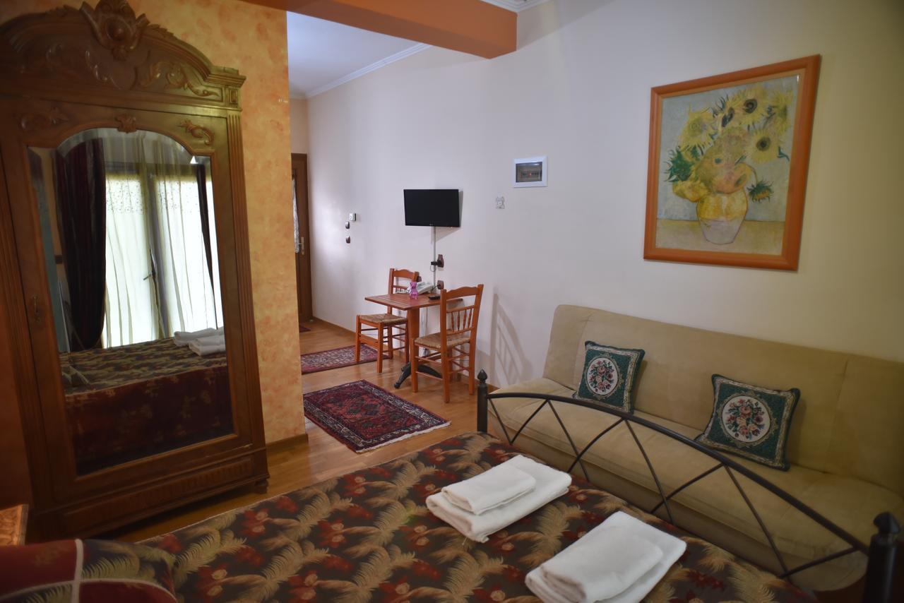 Santa Marina Guesthouse Loutraki  Luaran gambar