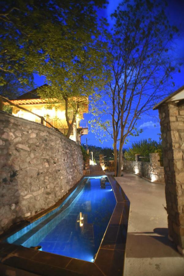 Santa Marina Guesthouse Loutraki  Luaran gambar