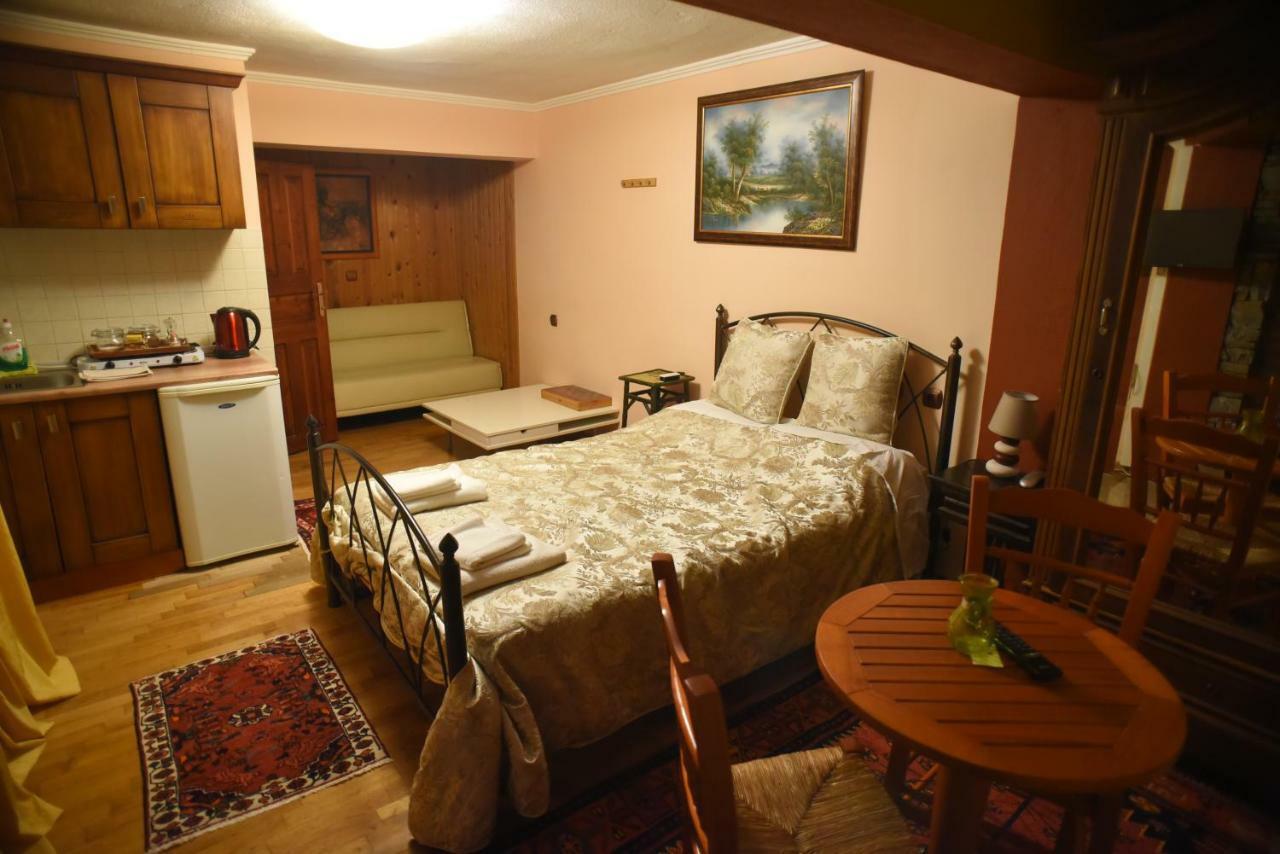 Santa Marina Guesthouse Loutraki  Luaran gambar